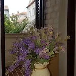 Apartament Lavanda Garden