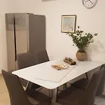 Apartament Lavanda Garden Rab Town