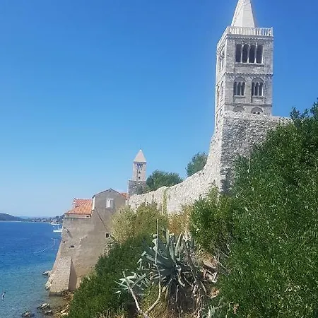 Lavanda Garden Apartment